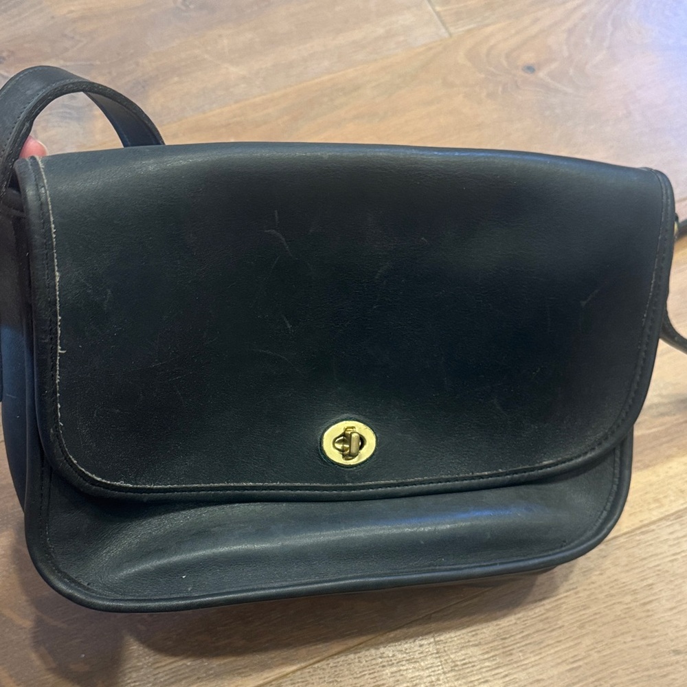 Coach Vintage black leather city bag